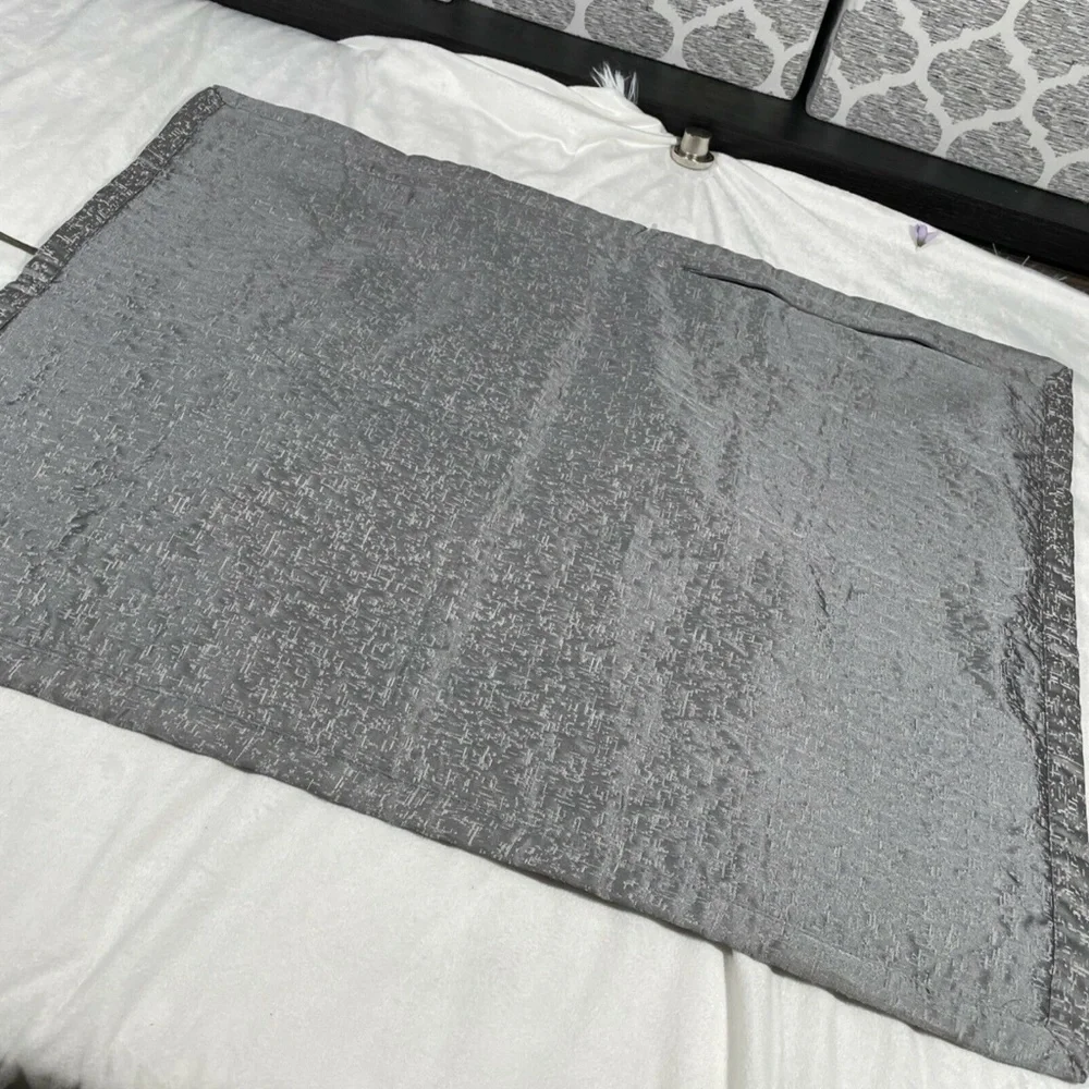NEW Hotel Collection Classic Embossed Jacquard Quilted (1) Standard‎ Sham